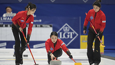 動作多了一 動作多了一